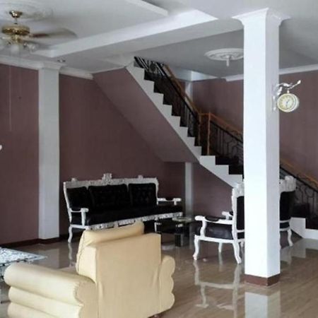 Hotel Graha Soeltan Sunggal Exterior photo