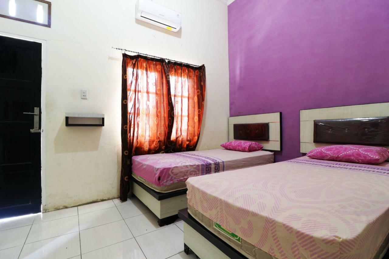 Hotel Graha Soeltan Sunggal Exterior photo